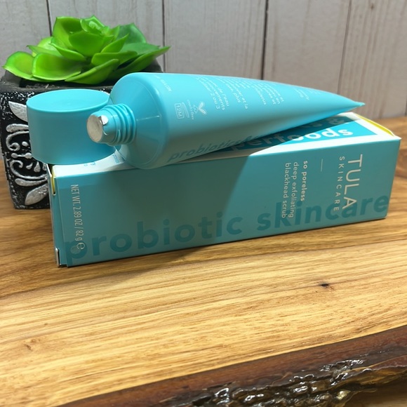 Tula so poreless deep exfoliating scrub - Picture 3 of 9